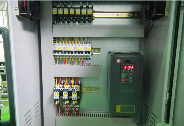 電氣成套設備